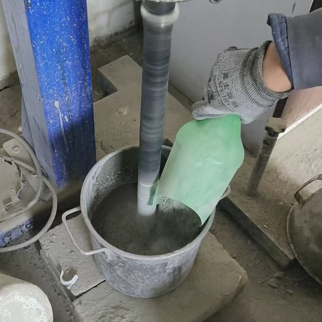 白塔桥梁公路张拉用H60压浆料与普通压浆料有什么区别？